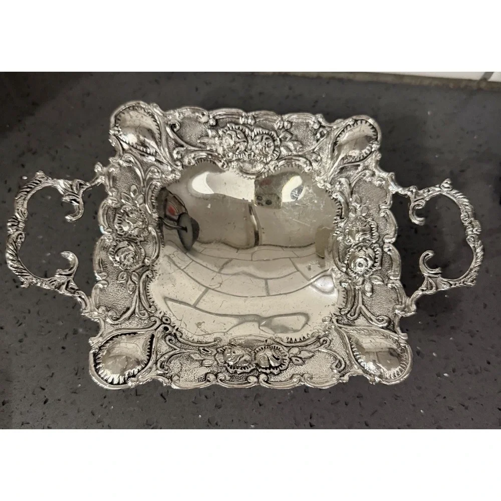 Vtg Silver Plated Tri-foot Footed Candy Dish / Tray Handles Roses